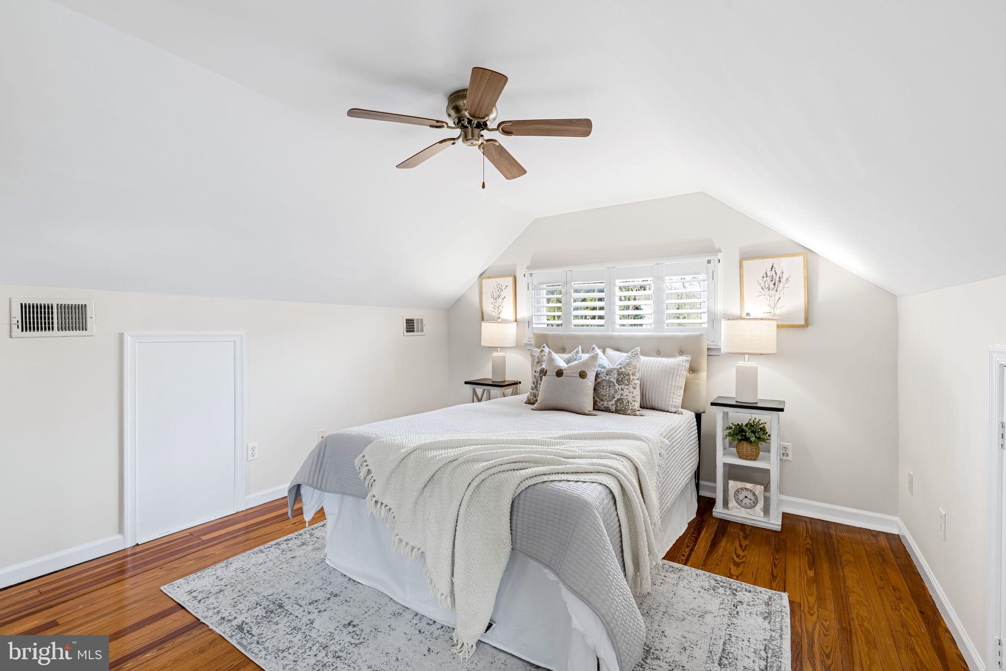 MOUNT WASHINGTON - Residential