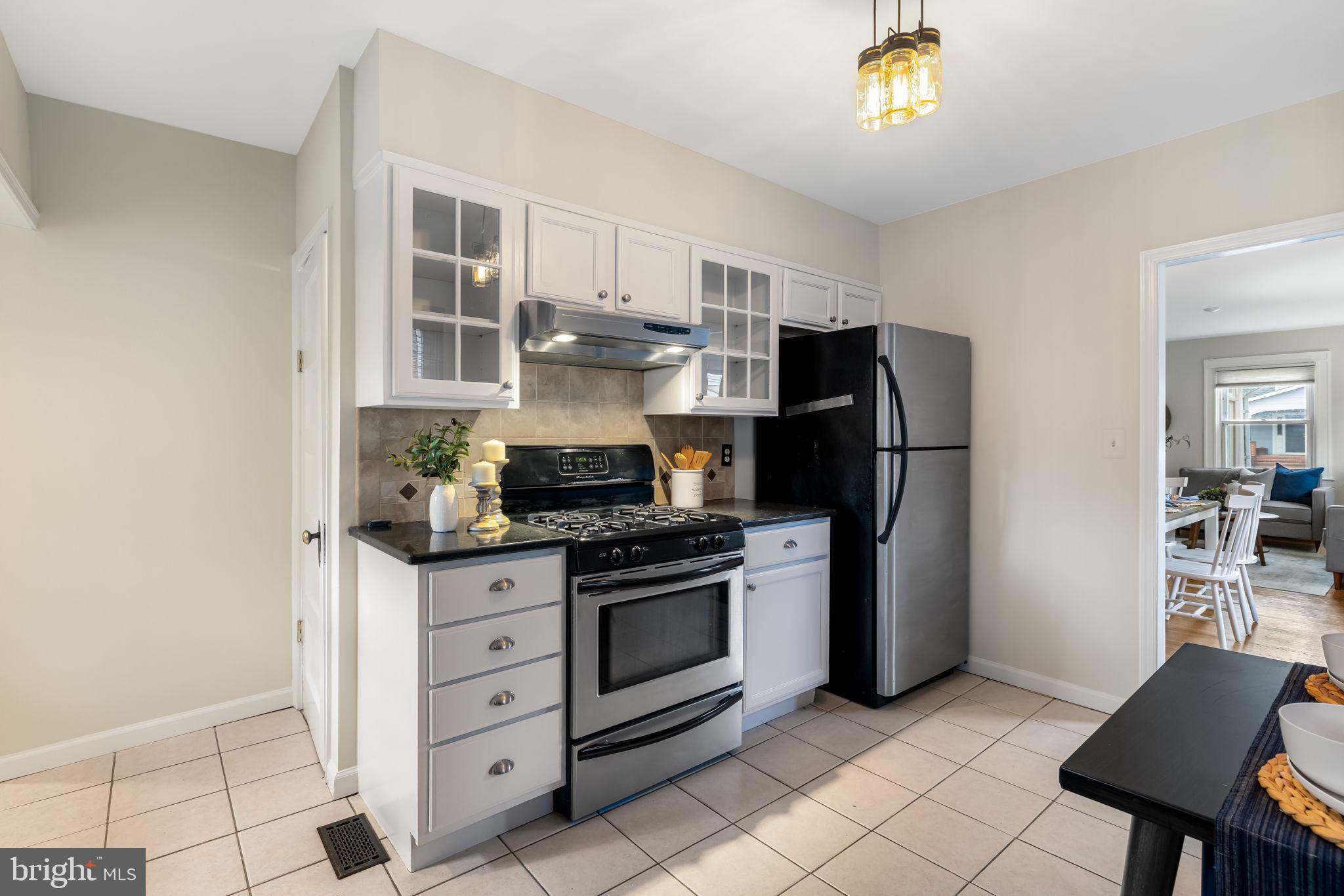 MOUNT WASHINGTON - Residential