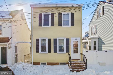 Photo of 422 Prince Street, BORDENTOWN, NJ 08505 (MLS # NJBL2104702)