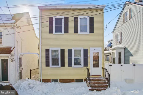 422 Prince Street, Bordentown, NJ MLS: NJBL2104702