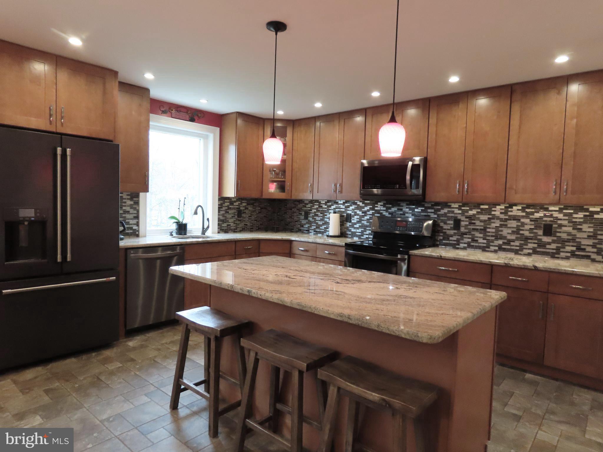 HOLLAND PARK - Residential