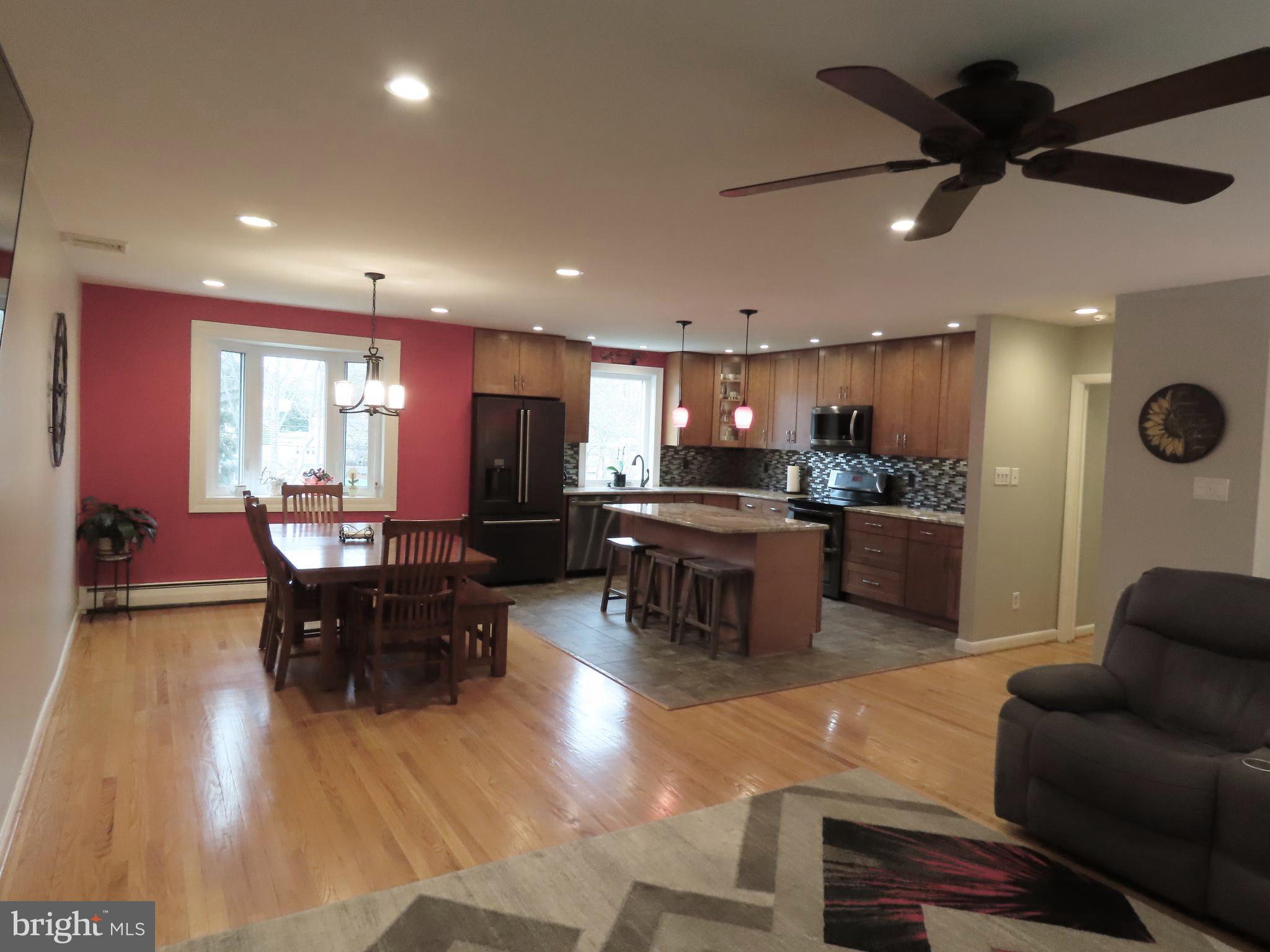 HOLLAND PARK - Residential