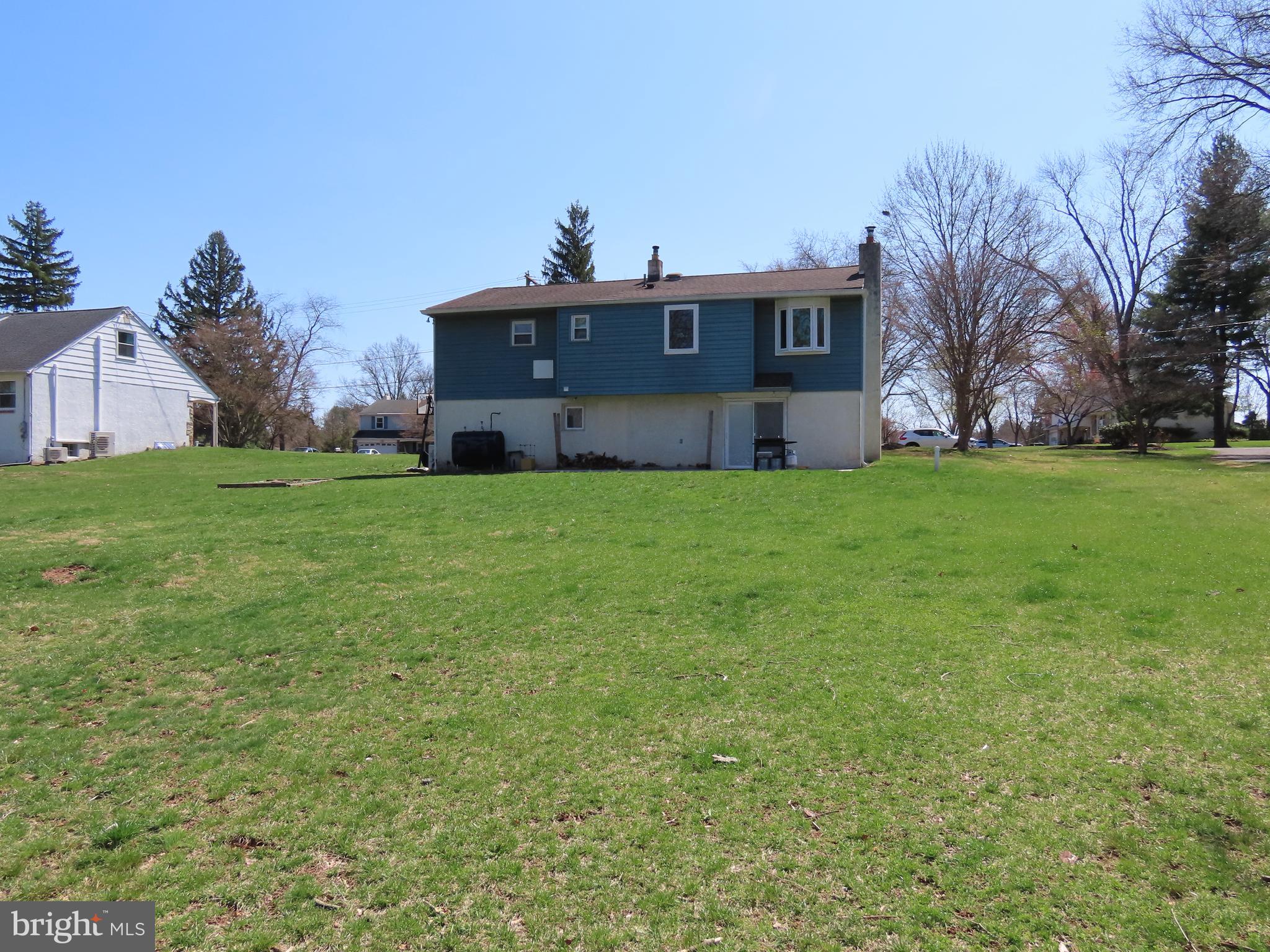 HOLLAND PARK - Residential
