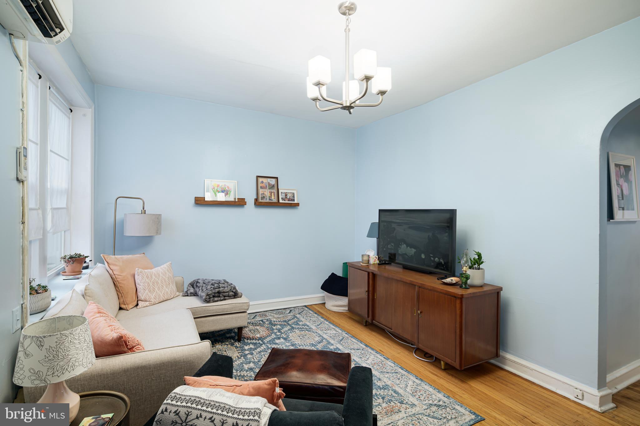 SOCIETY HILL - Residential Lease