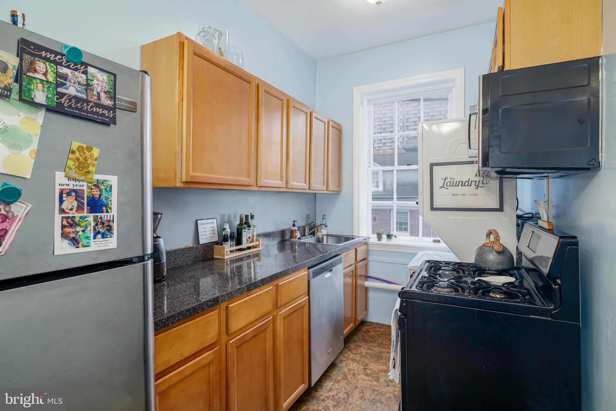 SOCIETY HILL - Residential Lease