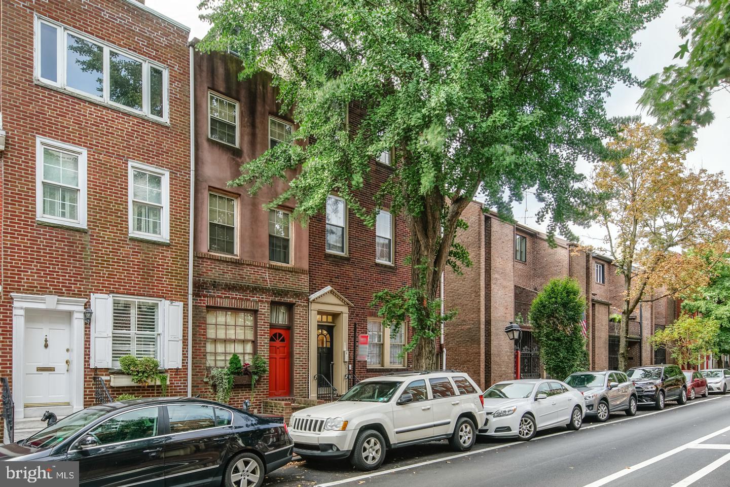 SOCIETY HILL - Residential Lease