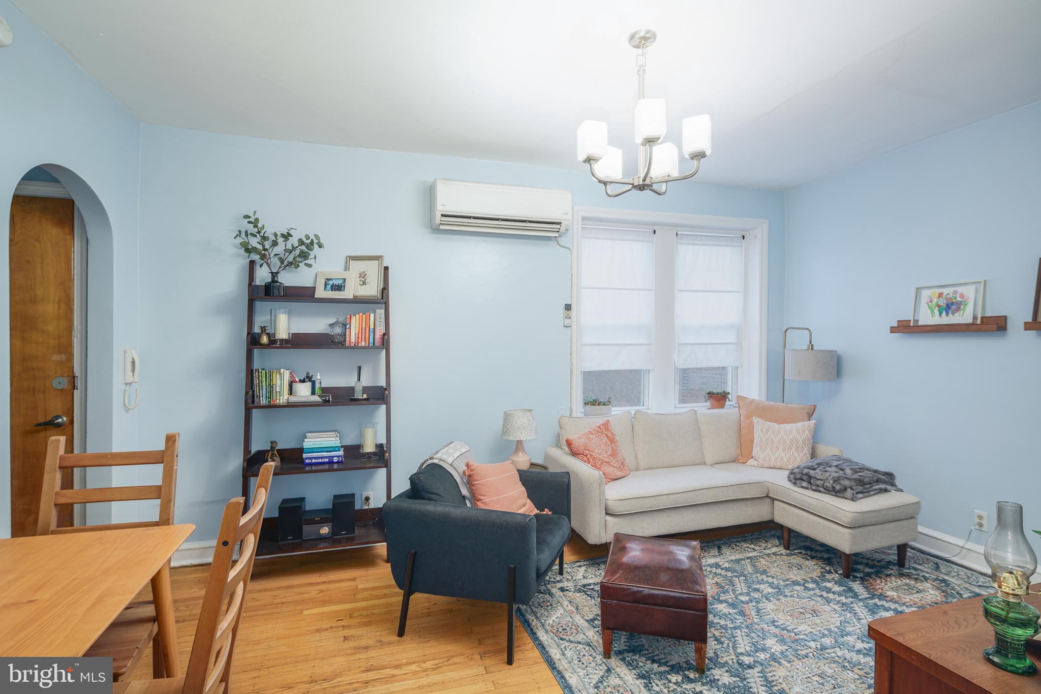 SOCIETY HILL - Residential Lease