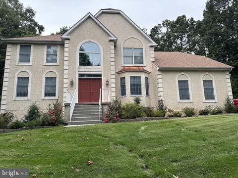 Homes For Sale - 106 Hilltop Court<br/> MULLICA HILL, NJ 08062
