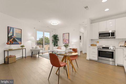 1500 PENNSYLVANIA AVENUE SE 305 WASHINGTON DC 20003