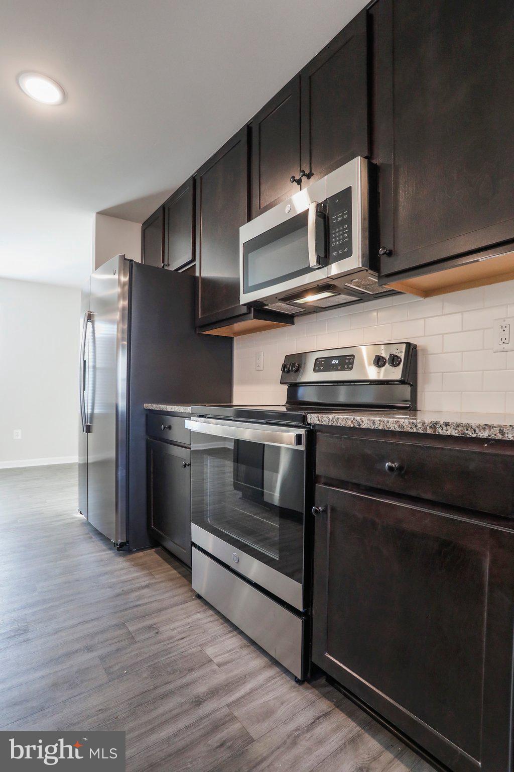 DILLON FARM - Residential Lease