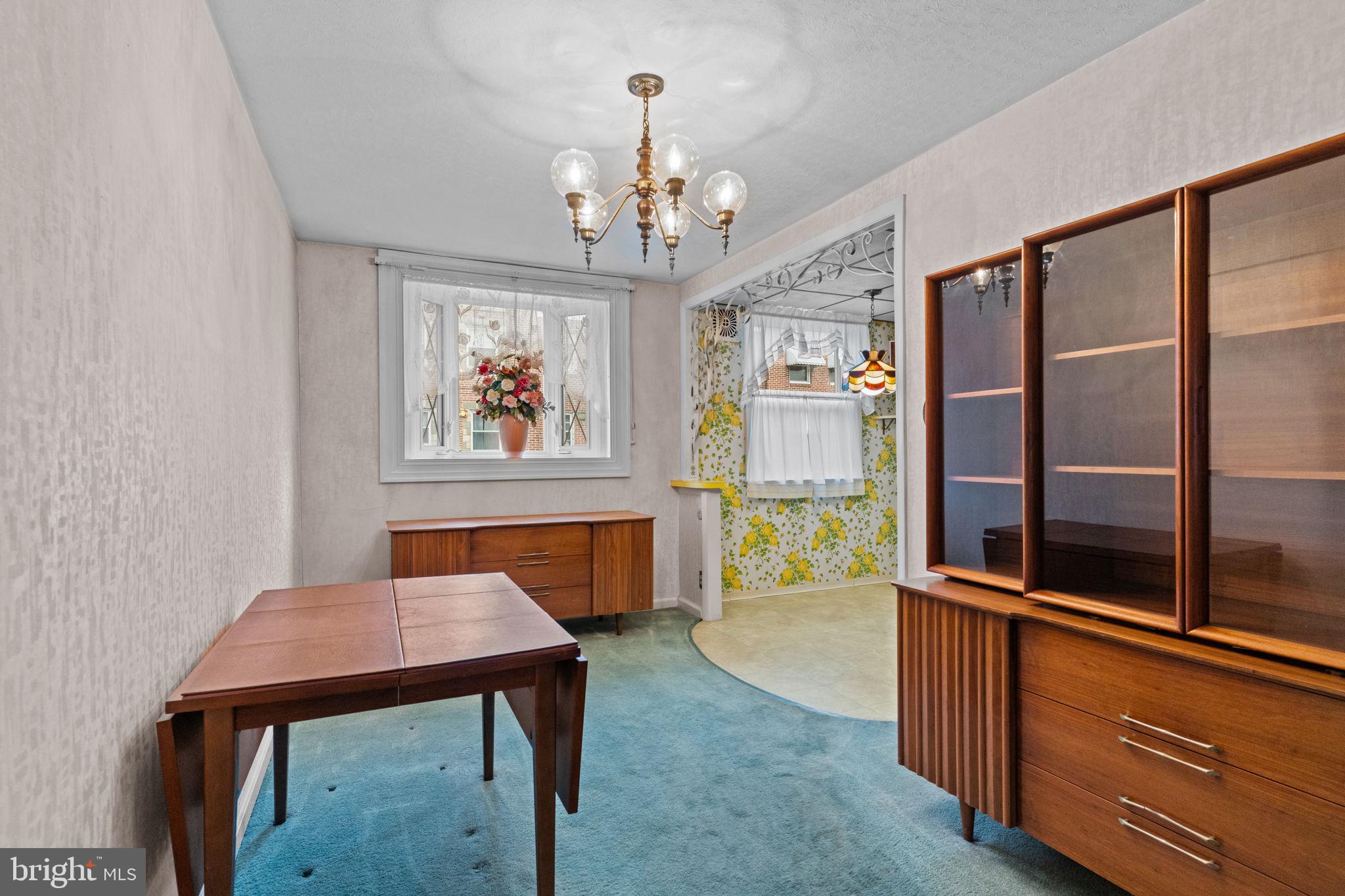 HOLME CIRCLE - Residential