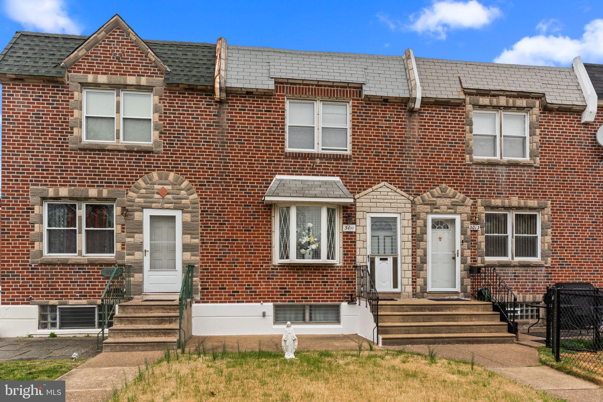 HOLME CIRCLE - Residential