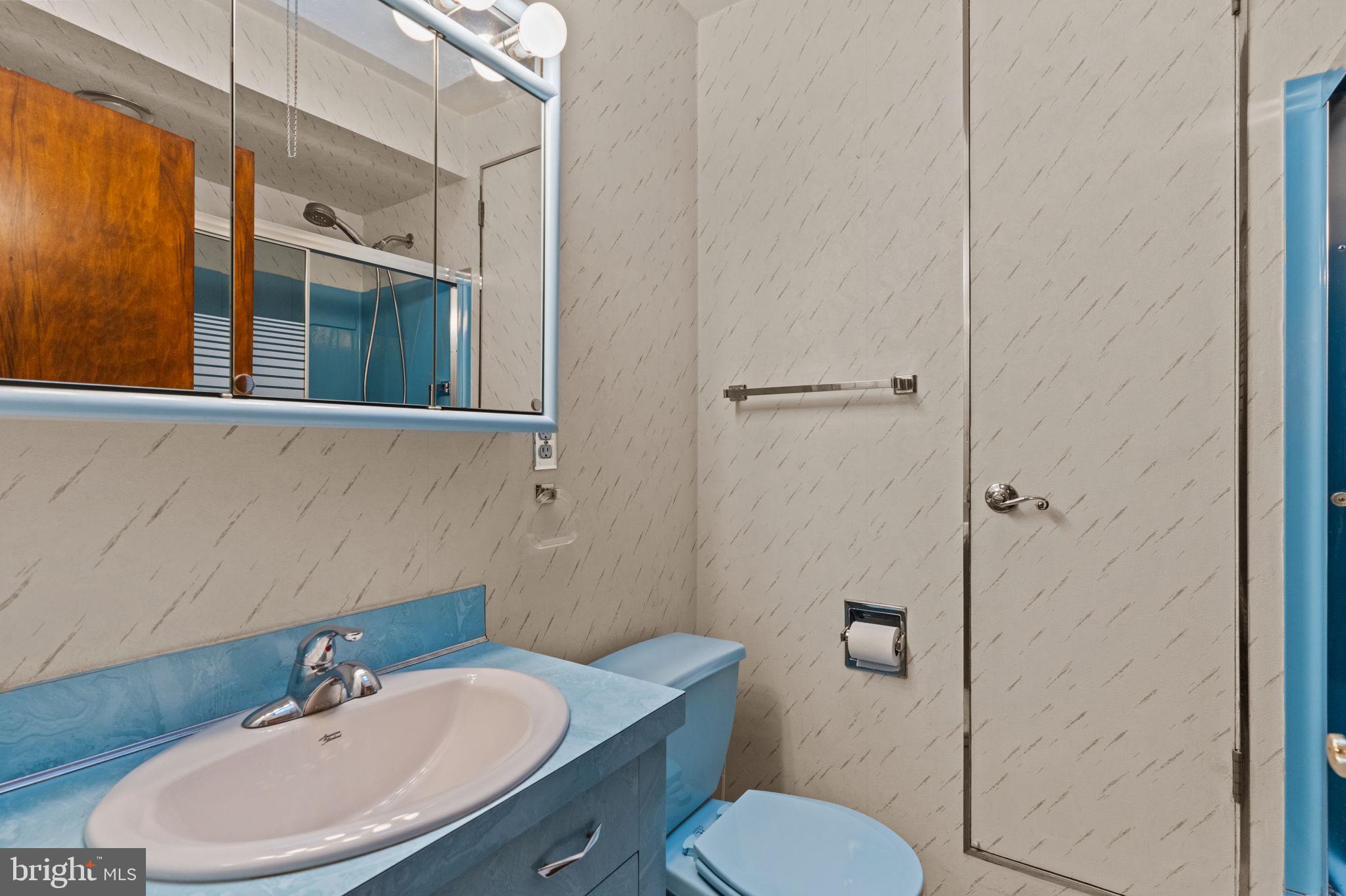 HOLME CIRCLE - Residential