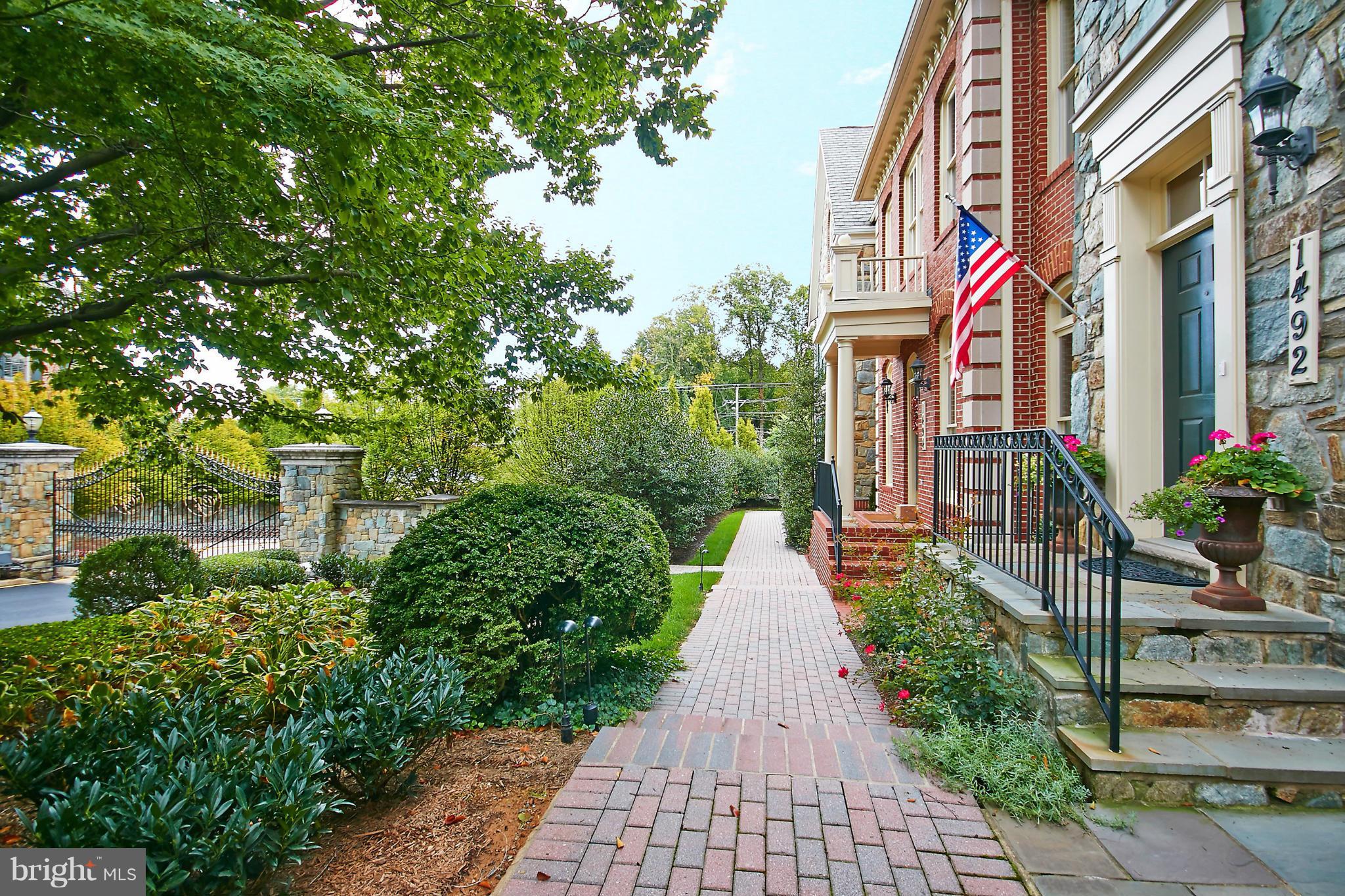 EVANS FARM - Residential