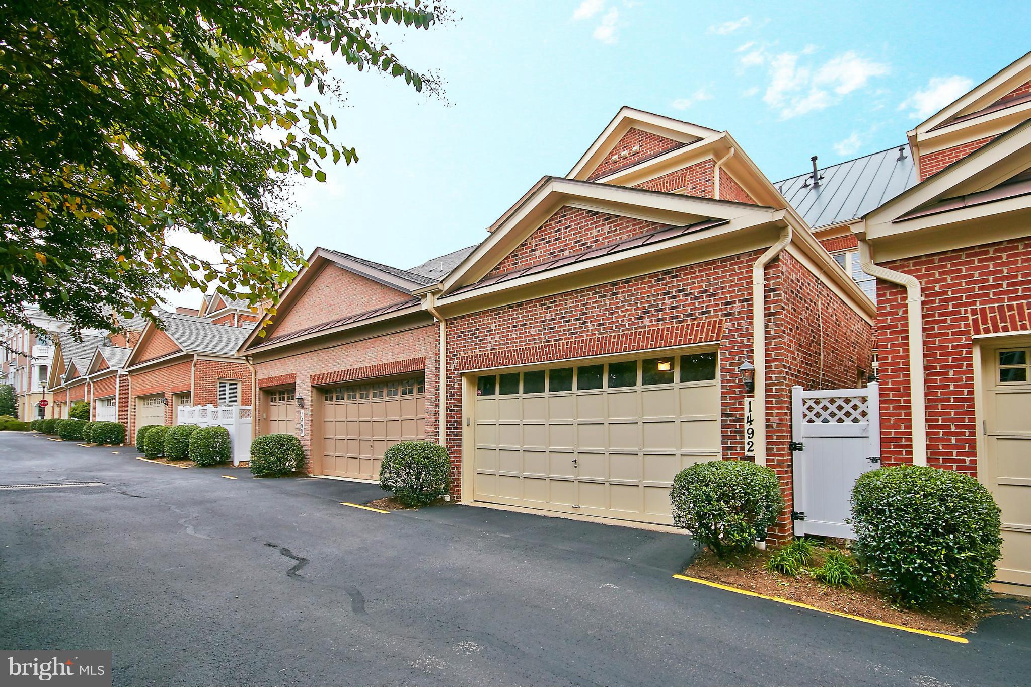 EVANS FARM - Residential