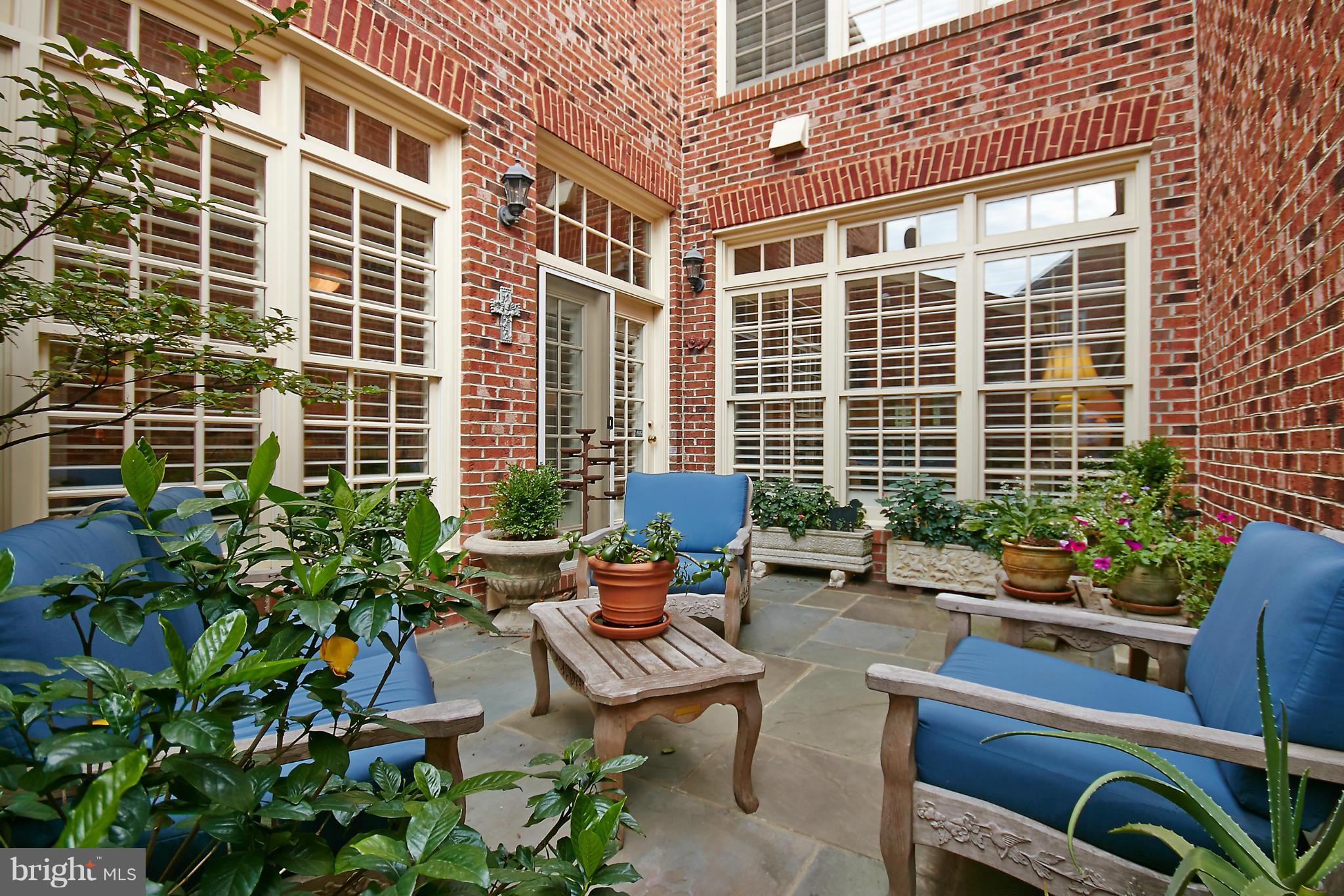 EVANS FARM - Residential