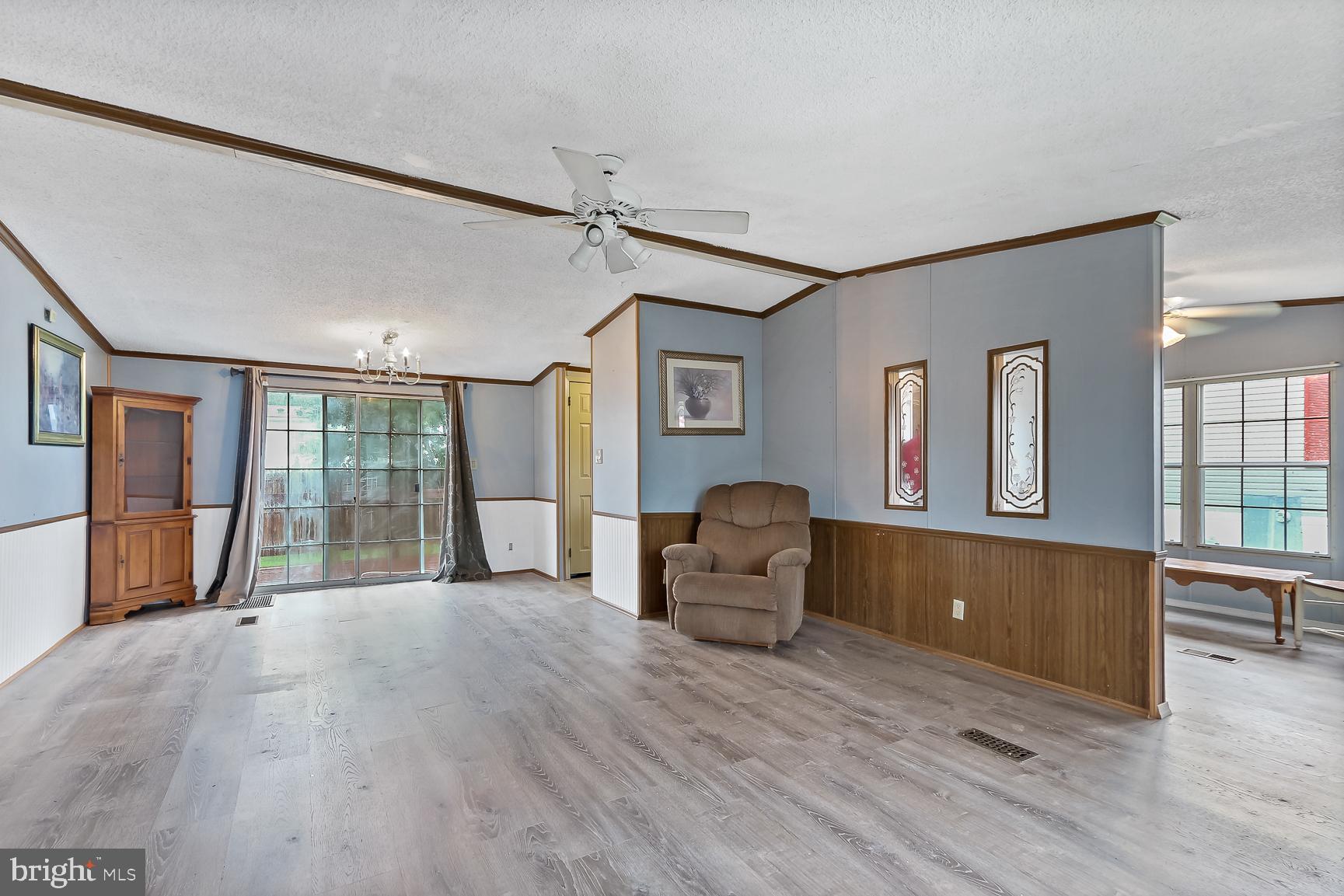 REEDS AT BAYVIEW MOBILE PARK - Residential