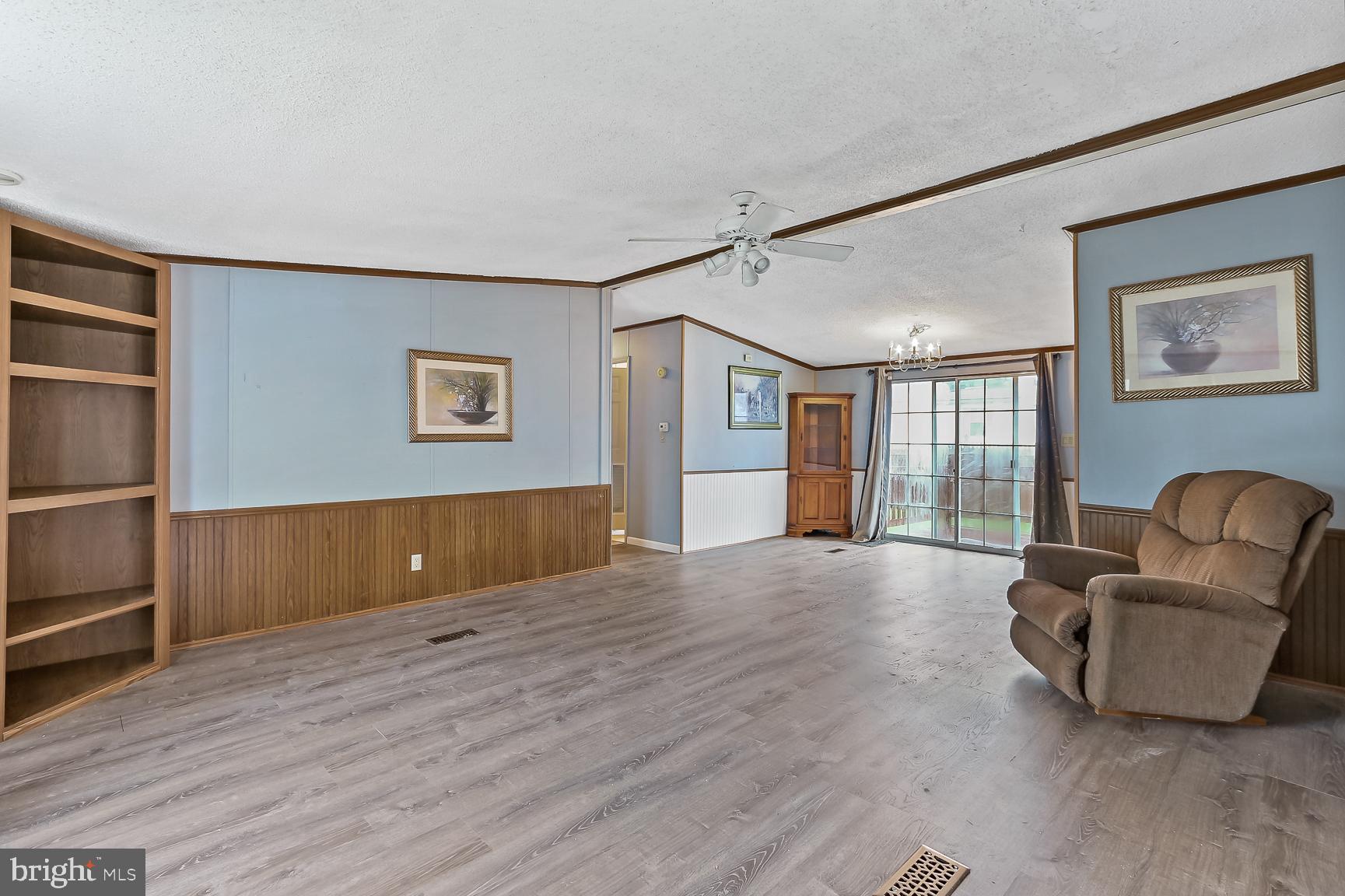 REEDS AT BAYVIEW MOBILE PARK - Residential