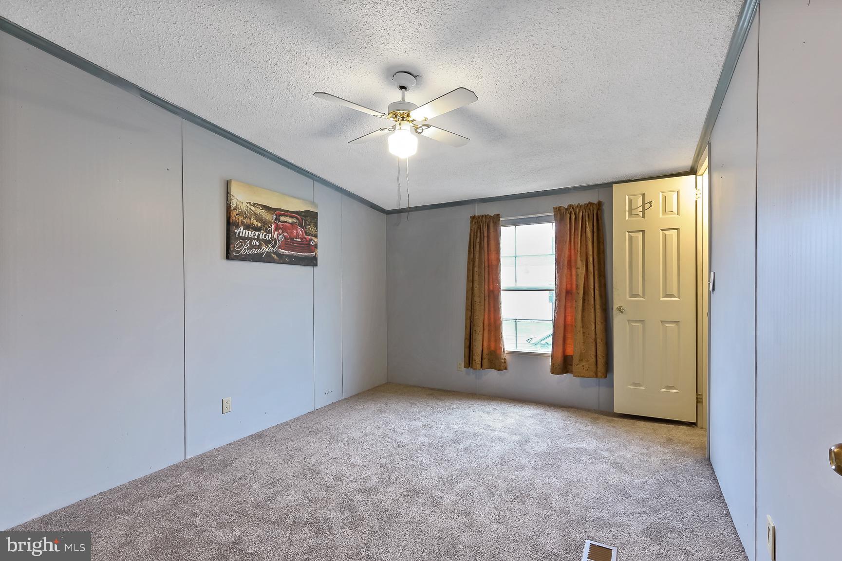 REEDS AT BAYVIEW MOBILE PARK - Residential