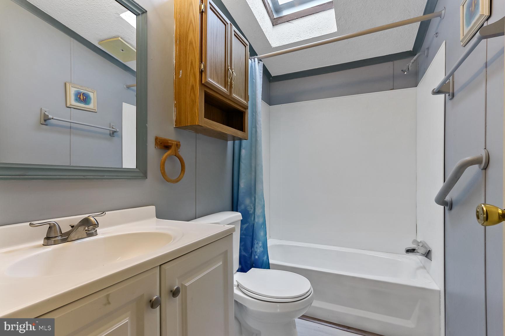 REEDS AT BAYVIEW MOBILE PARK - Residential