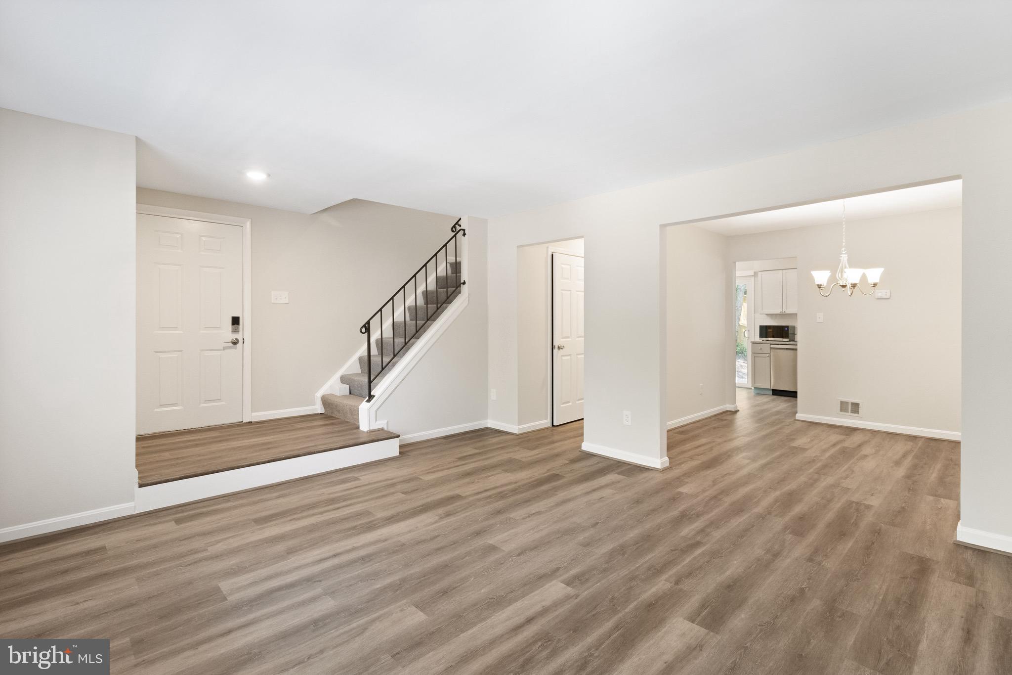 8581 CHESTER GROVE COURT