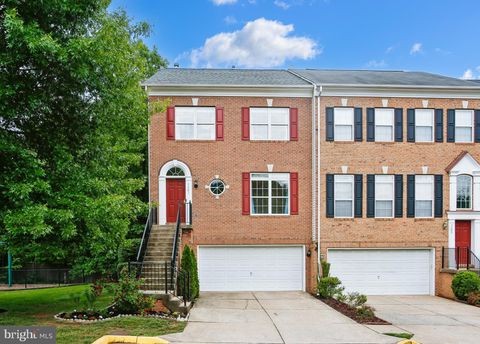 Photo of 7301 Oldham Leeds Way, SPRINGFIELD, VA 22150 (MLS # VAFX2304376)