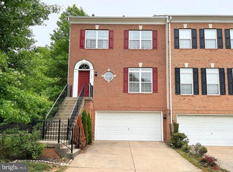 Photo of 7301 Oldham Leeds Way, SPRINGFIELD, VA 22150 (MLS # VAFX2304376)