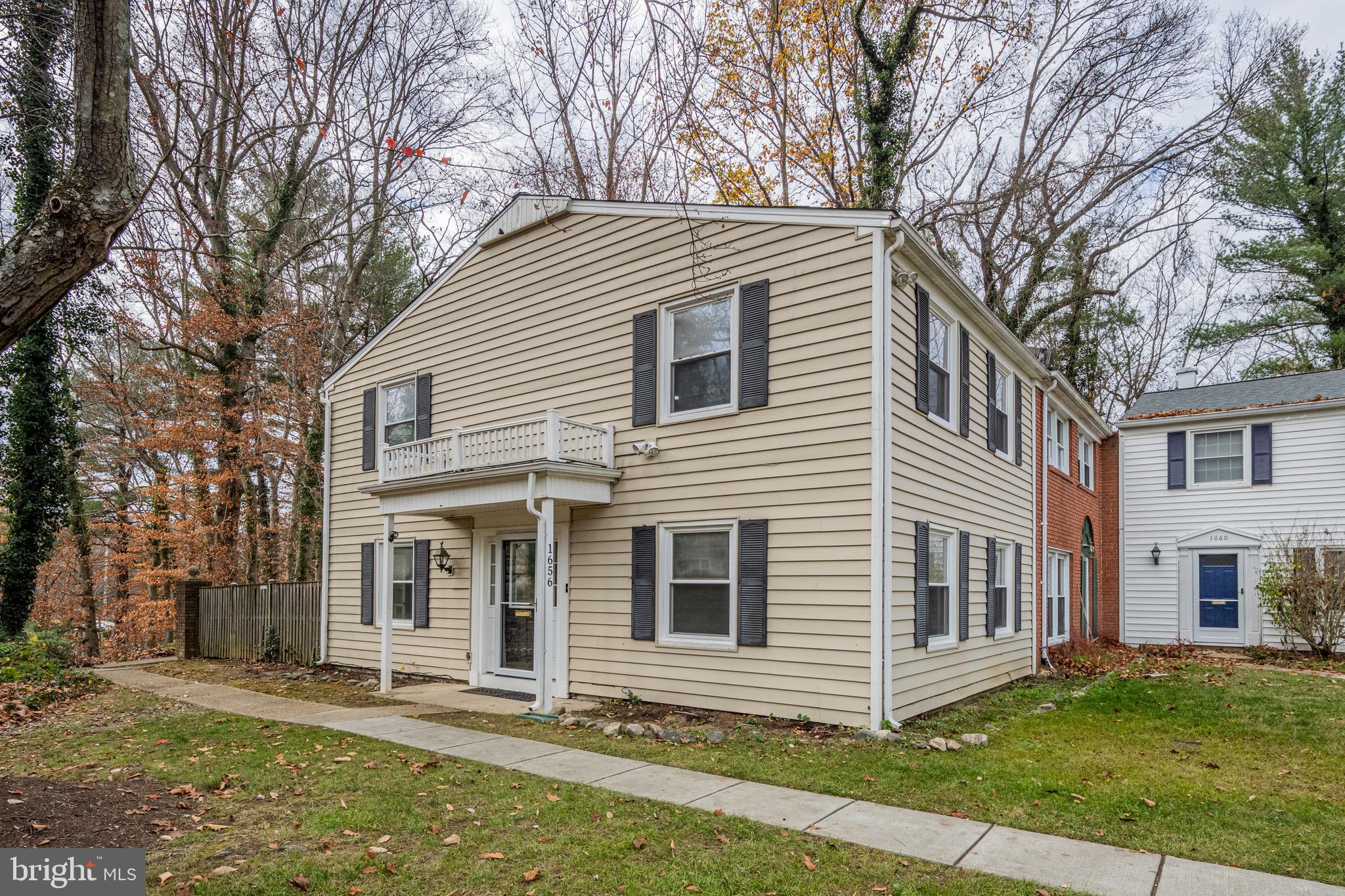 1656 WILKSHIRE DRIVE