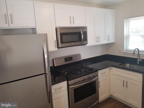 1702 TRACEY STREET A PHILADELPHIA PA 19115