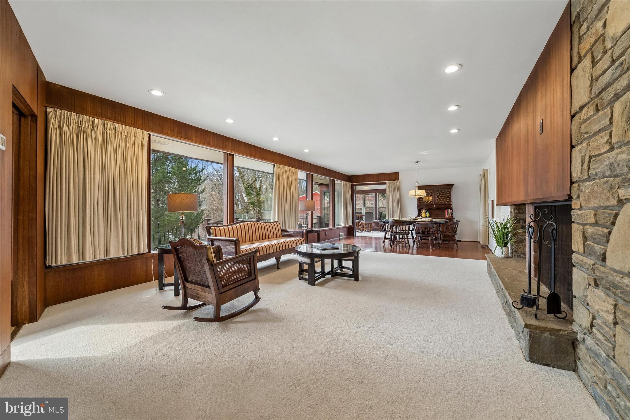 LANSDOWNE - Residential