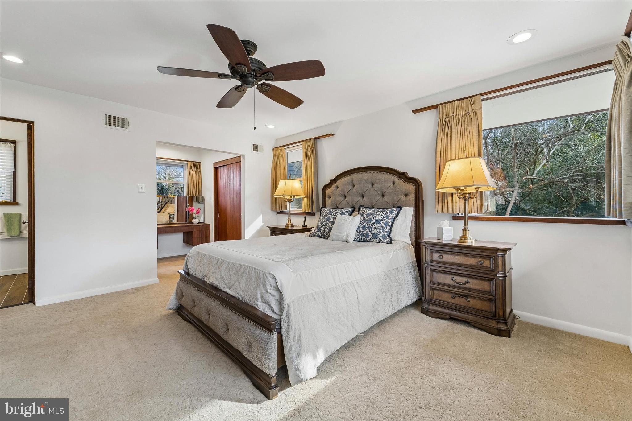 LANSDOWNE - Residential