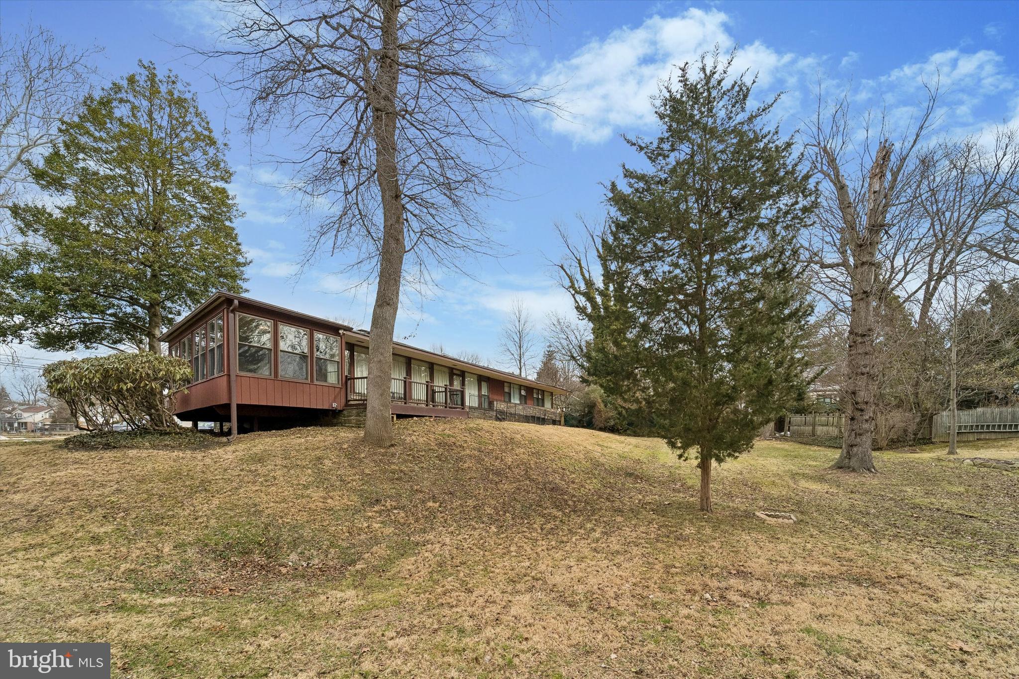 LANSDOWNE - Residential