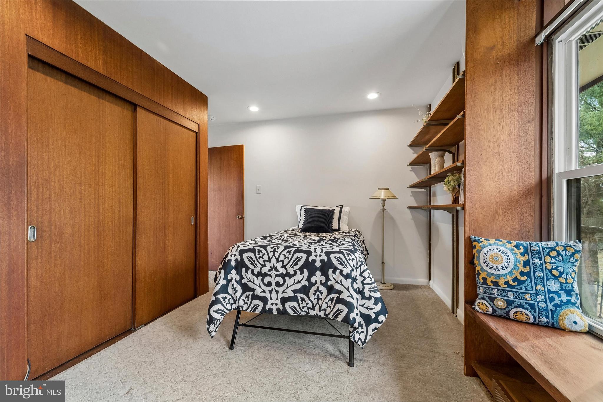 LANSDOWNE - Residential