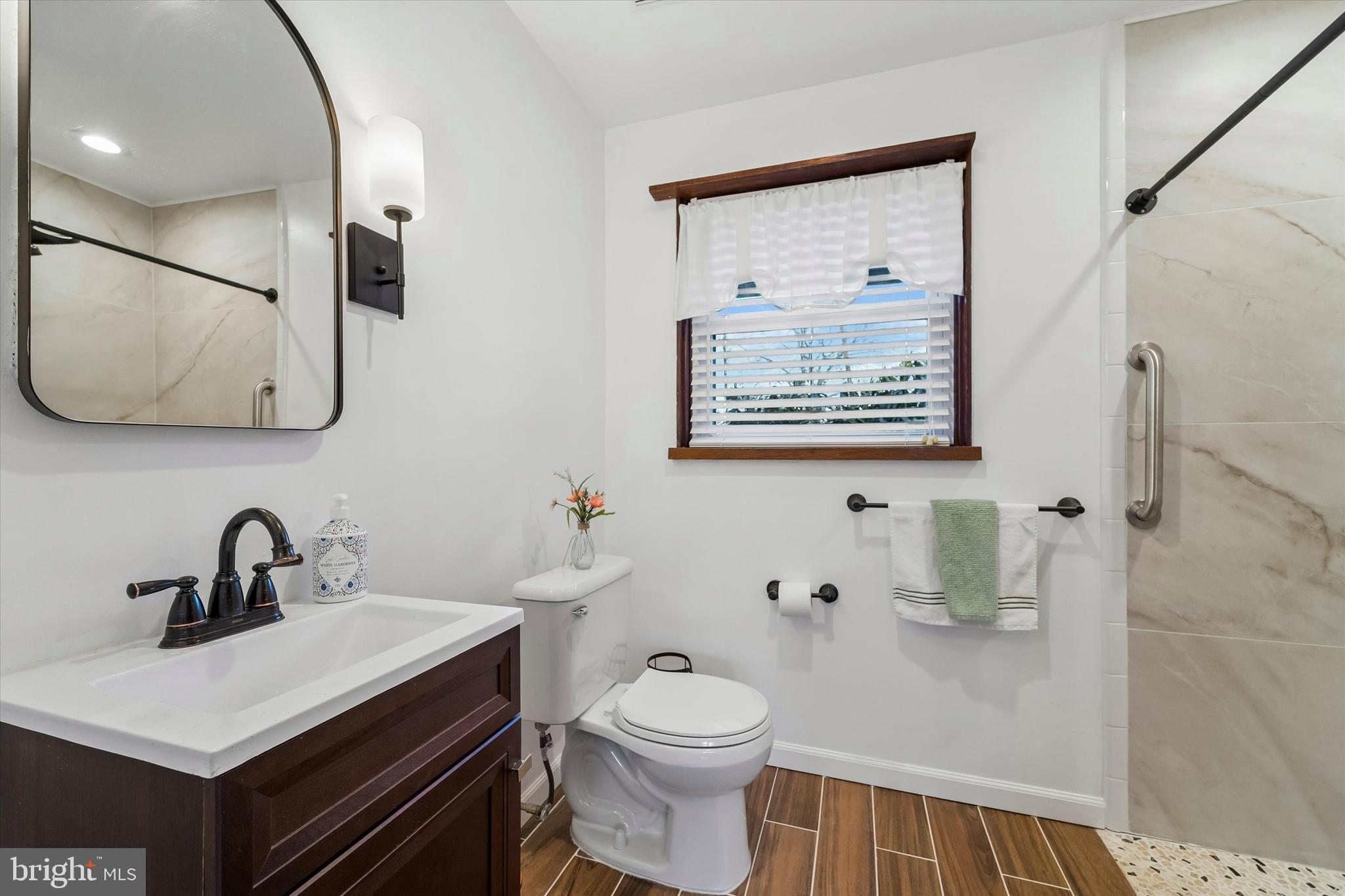 LANSDOWNE - Residential