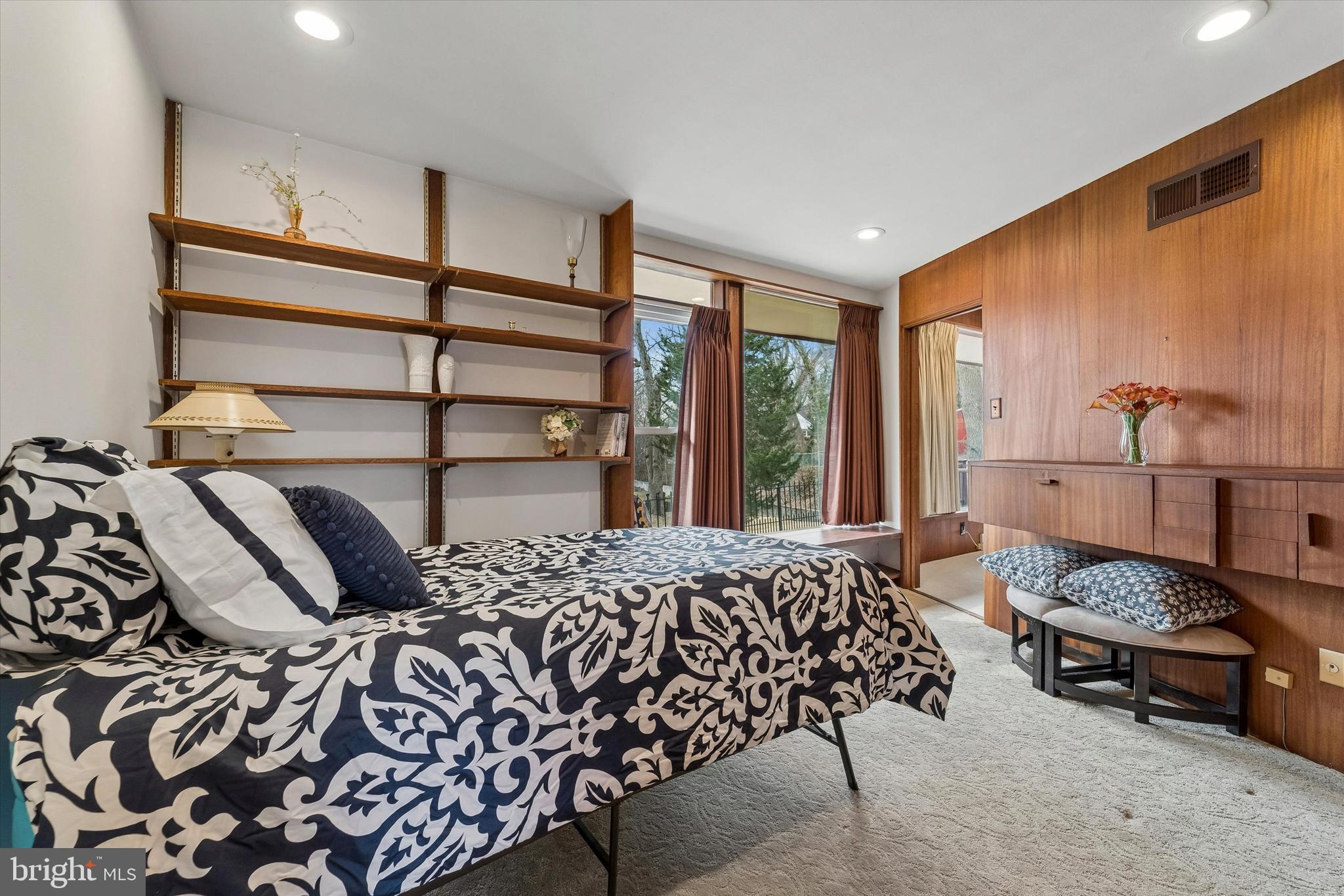 LANSDOWNE - Residential