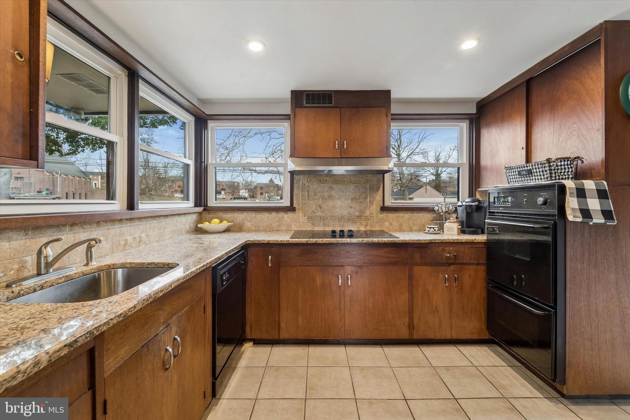 LANSDOWNE - Residential