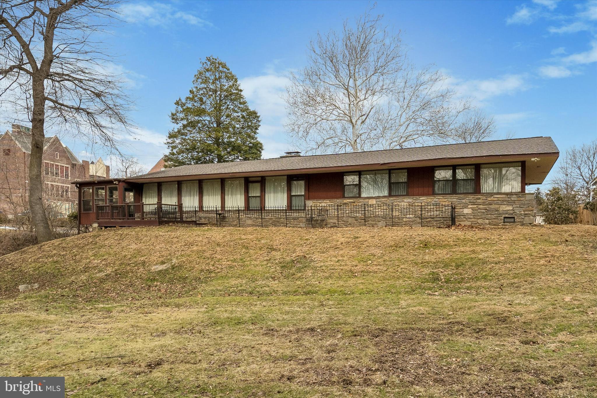 LANSDOWNE - Residential