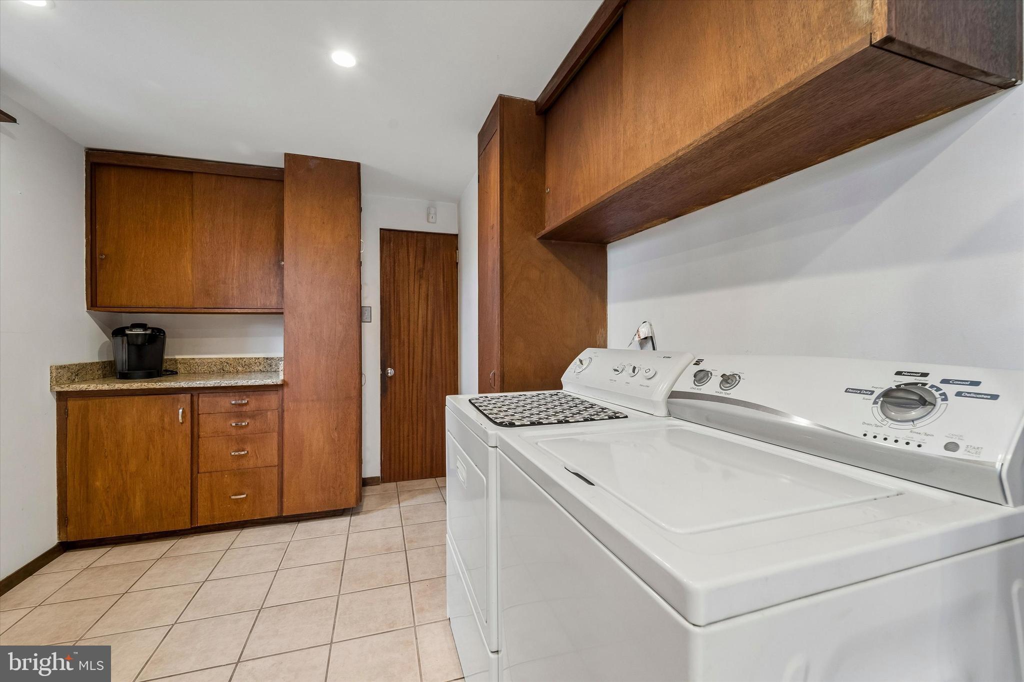 LANSDOWNE - Residential