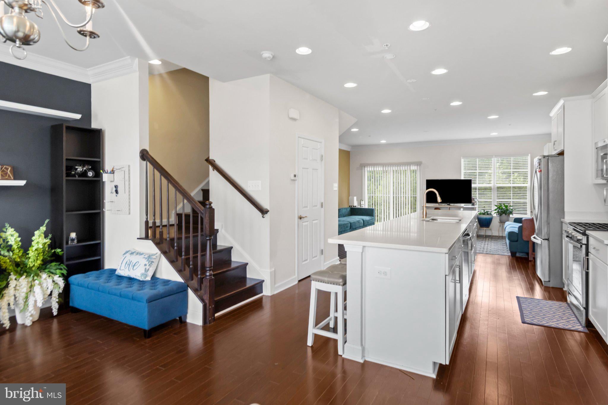 9505 SYCAMORE GRV