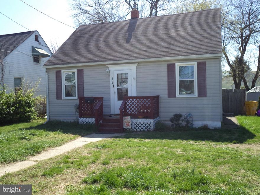 Great Starter Home - 3 Bedroom, 1 Bath Cape Cod.  Kitchen has Granite Countertops, SS Appliances, Ceramic Tile Flooring & Newly Installed Dishwasher.  Bathroom has been updated (paint, sink, mirror and shower).  Full sized Attic.  Recently replaced HVAC, Windows, and Outdoor Plumbing Line.  Fenced Rear Yard with Shed.