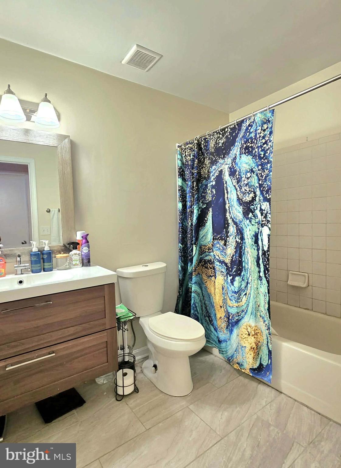 LAKE WILDERNESS - Residential