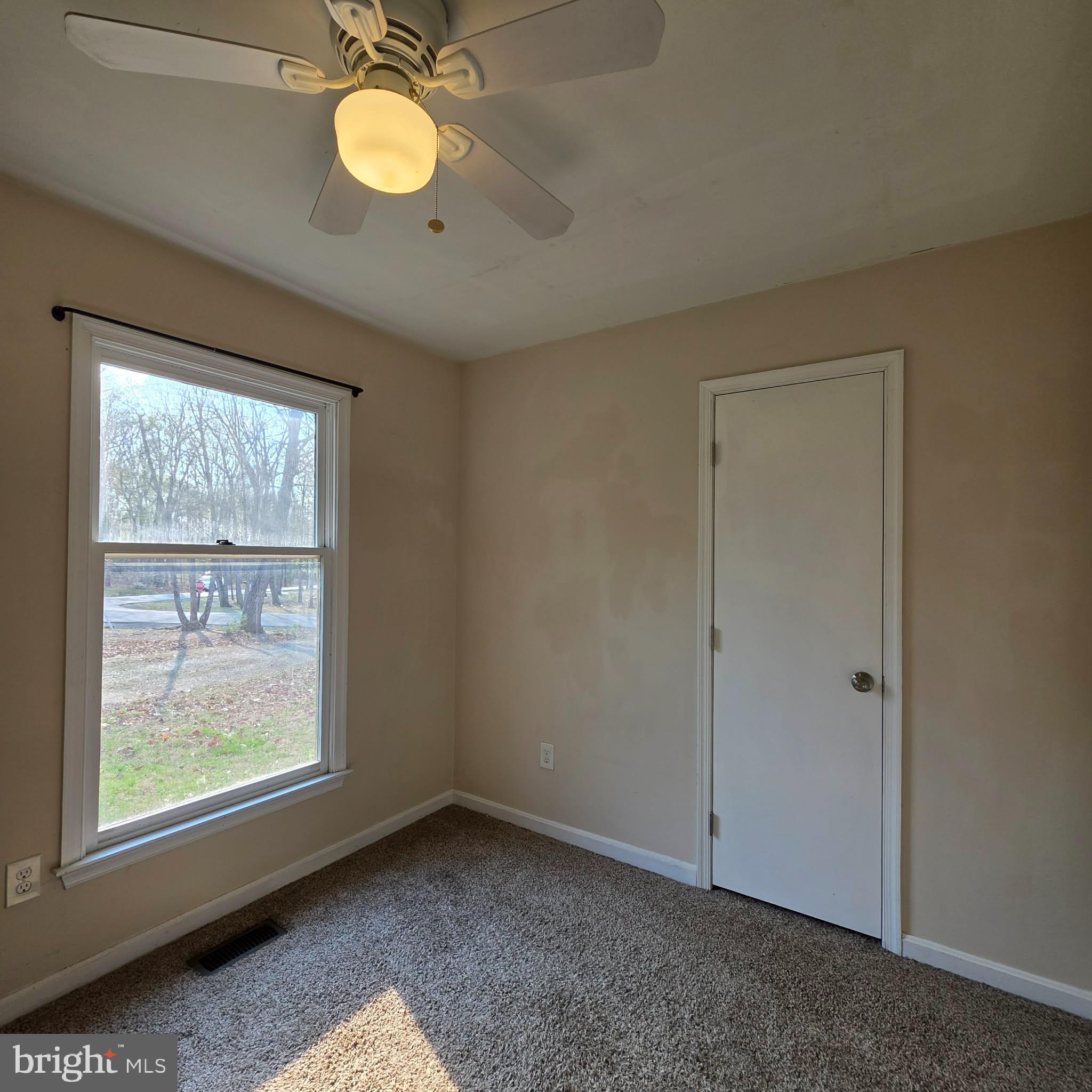 LAKE WILDERNESS - Residential