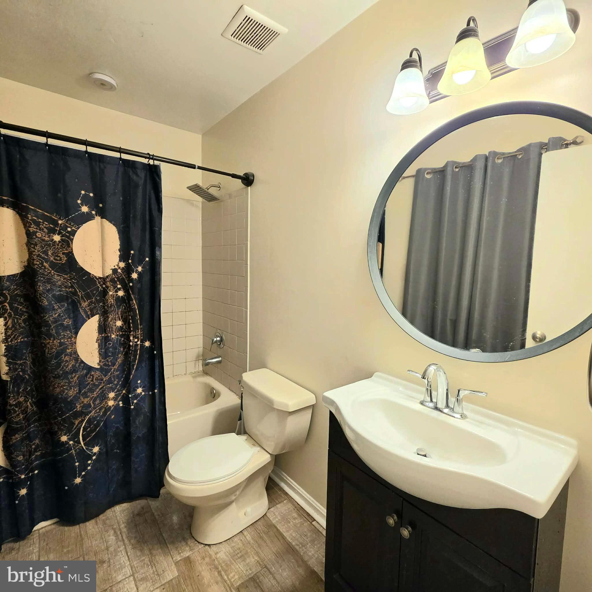 LAKE WILDERNESS - Residential