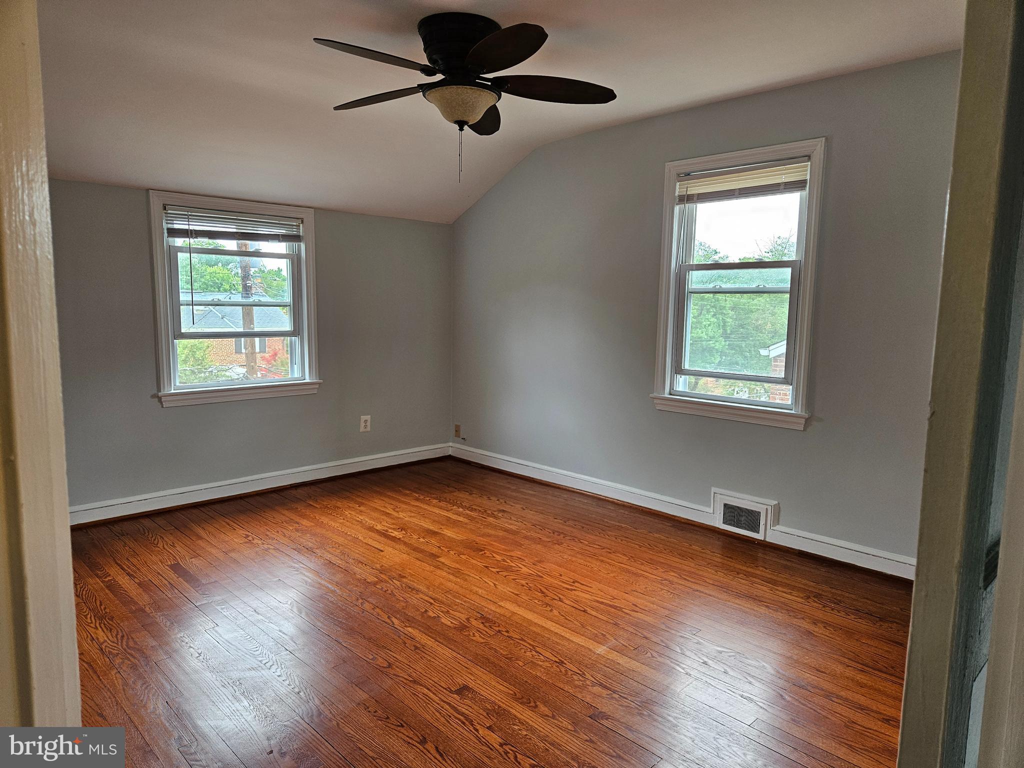 MICHIGAN PARK HILLS - Residential Lease