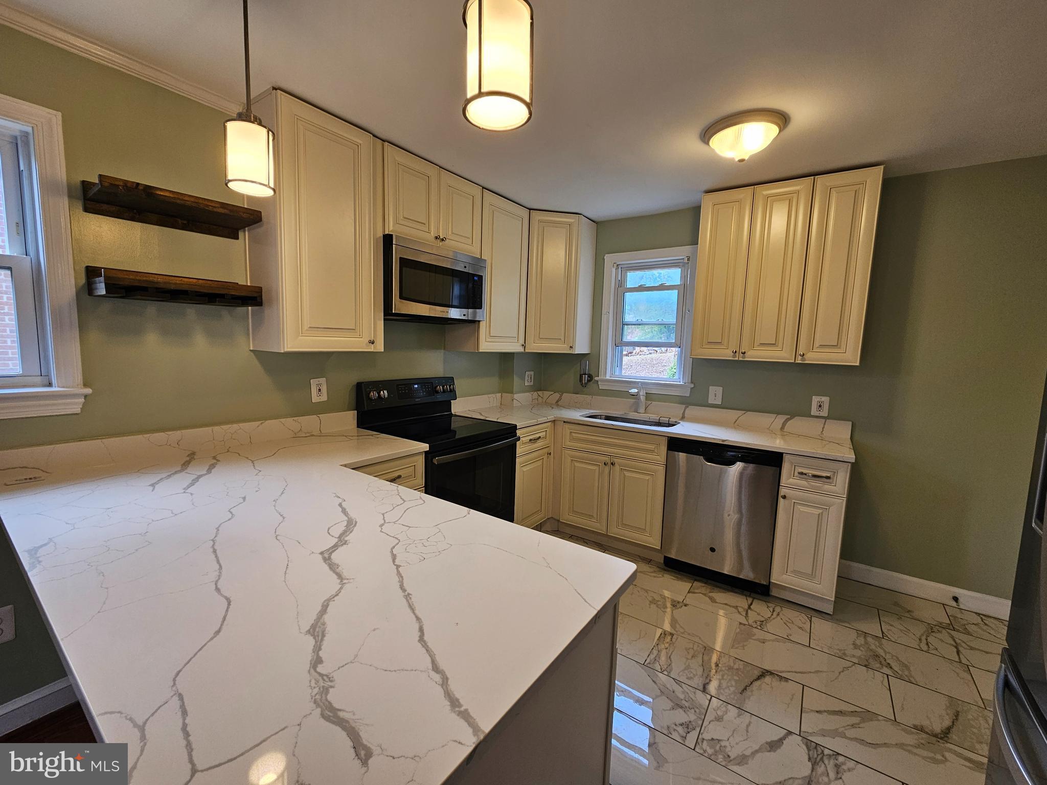 MICHIGAN PARK HILLS - Residential Lease