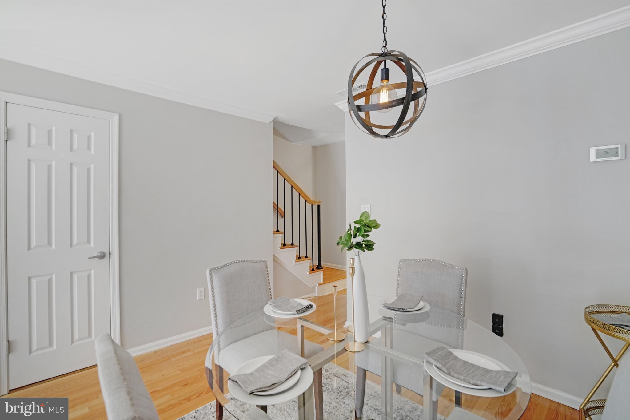 CALVERT COURT - Residential