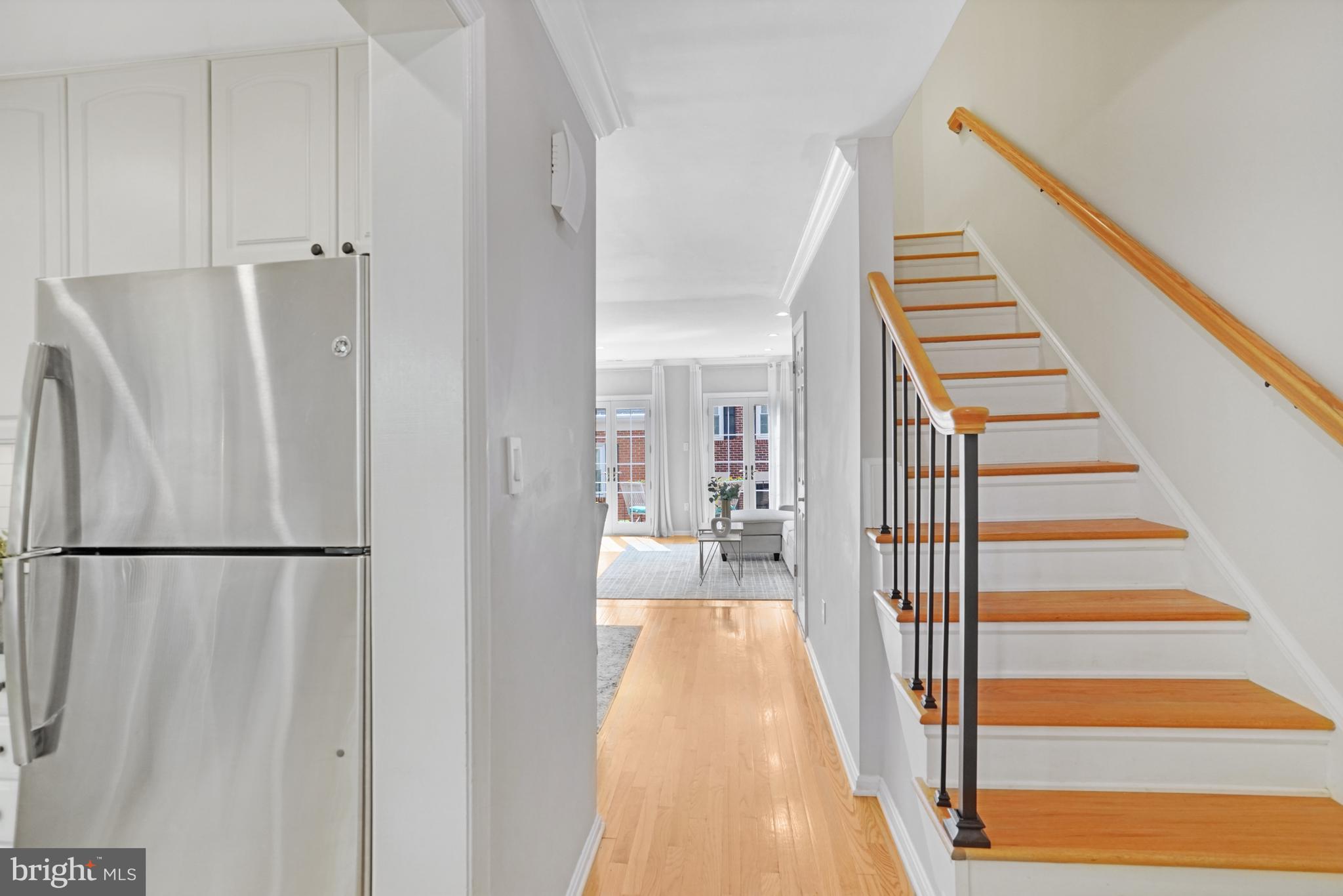 CALVERT COURT - Residential