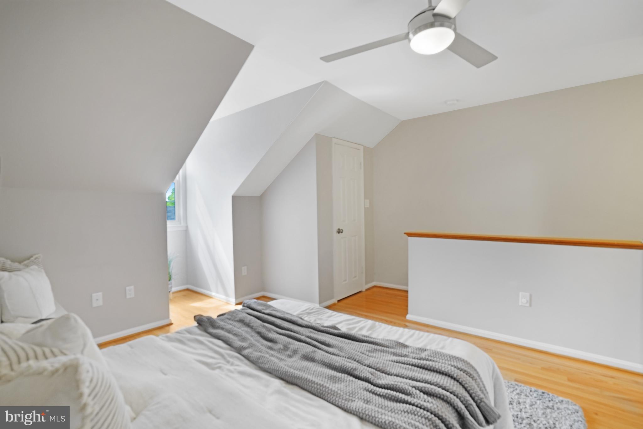 CALVERT COURT - Residential