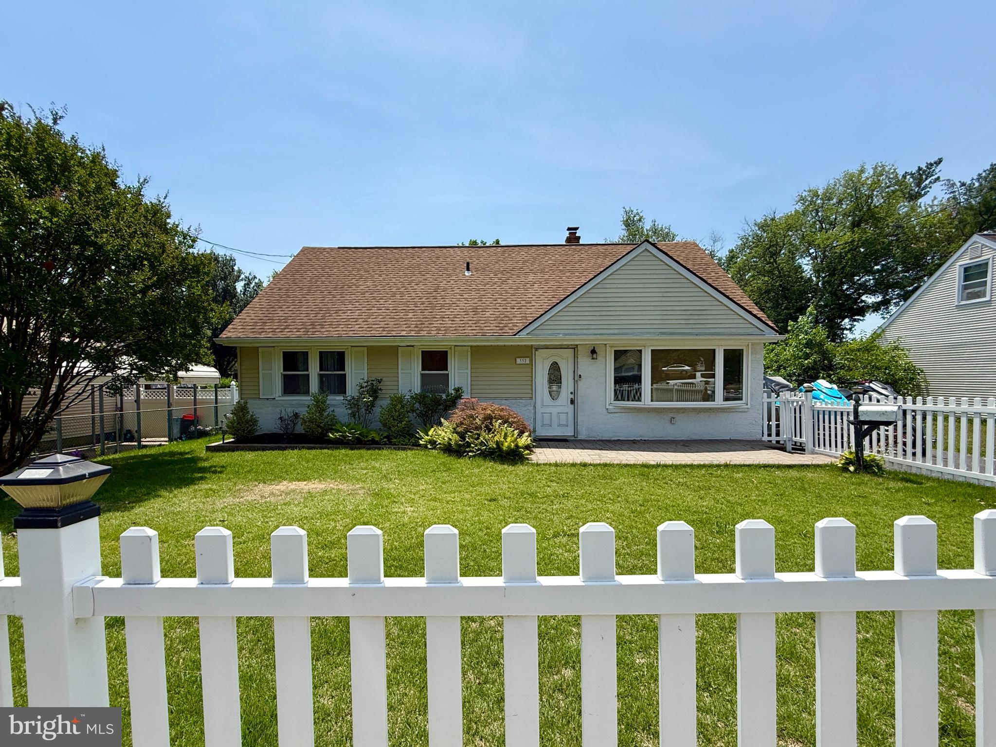 332 RUTGERS AVENUE