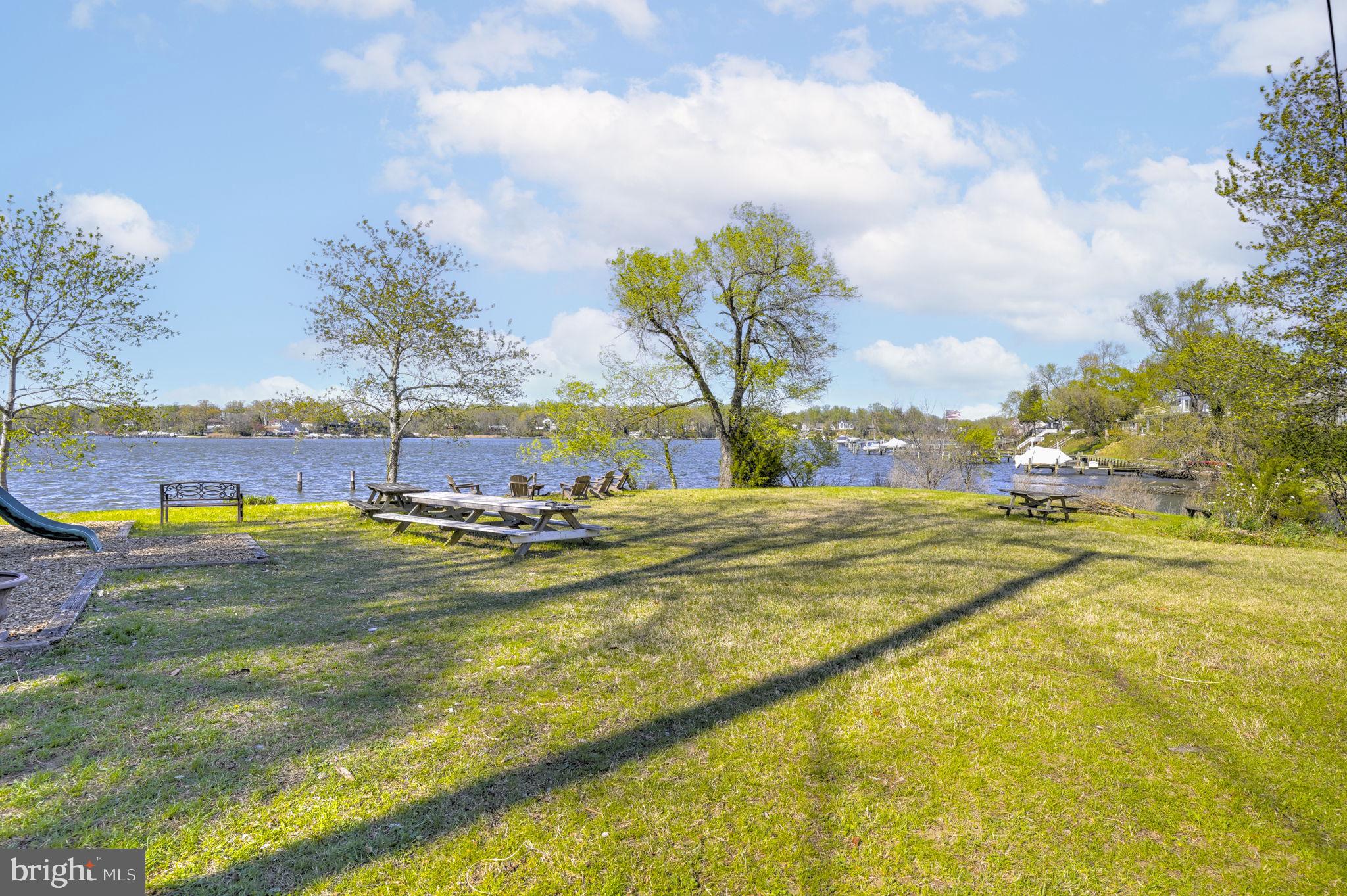 EDGEWATER BEACH - Residential